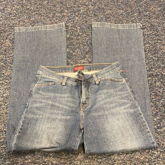 Levi’s Jeans Perfectly Slimming Jeans sz. 10 - Picture 1 of 5